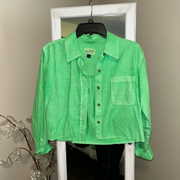 Universal Thread cropped button down - Picture 1 of 4